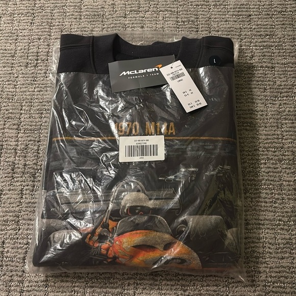 Hollister MCLAREN GRAPHIC CREW SWEATSHIRT - Size L - Picture 2 of 3